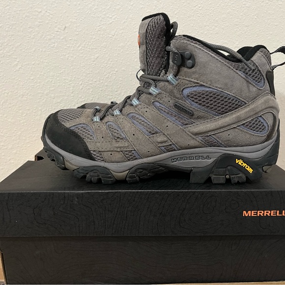 Women’s Merrell Moab 2 Mid Hiking Waterproof Boots - Picture 3 of 11